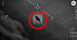 যুক্তরাষ্ট্রে নতুন করে এলিয়েনের জল্পনা উস্কে দিয়েছে রহস্যময় উড়ন্ত বস্তু